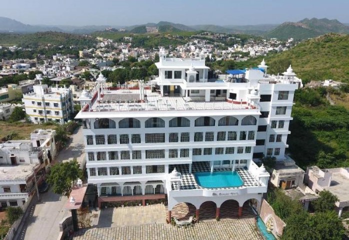 Regenta Central Mewargarh gallery image 1